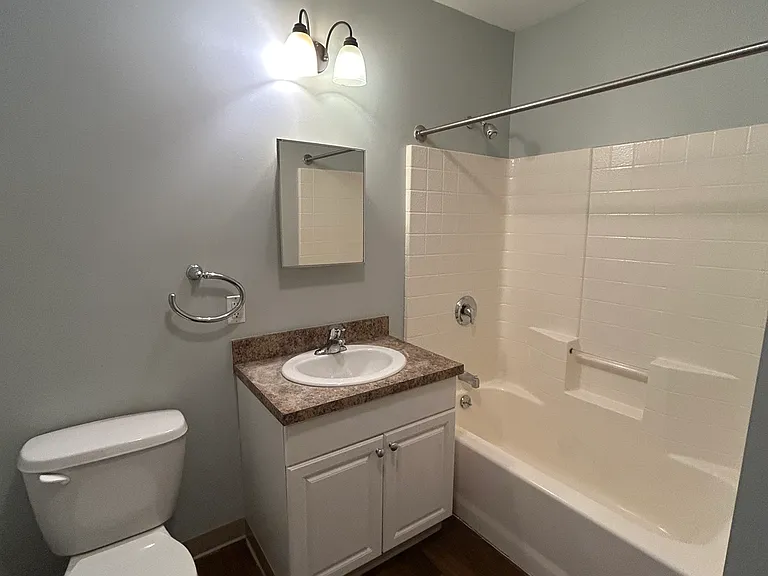 40 Ferry St — Photo 5