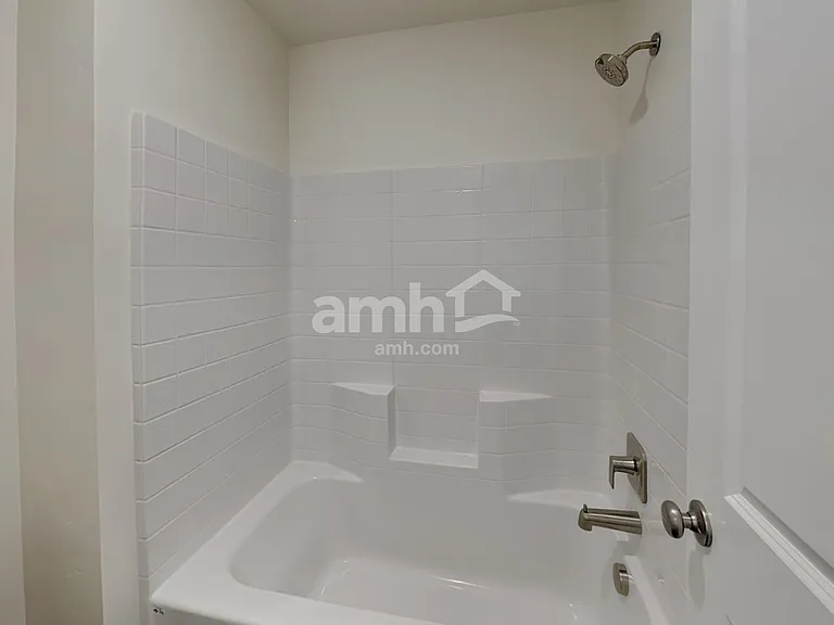 716 S Rocker Ave — Photo 15