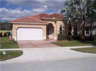 11965 SW 47th St, Cooper City, FL 33330