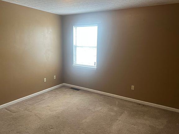 2nd image of 3260 Spring Hollow Ave APT 7