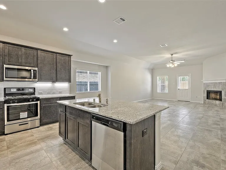 8430 Sunset Isles Dr — Photo 5