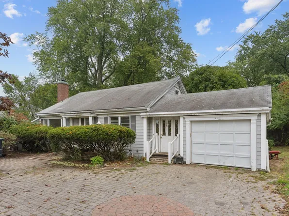 34 Ocean House Road, Cape Elizabeth, ME 04107