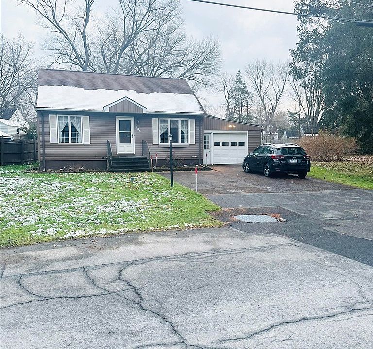 1st image of 435 Kirsch Dr