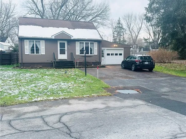 435 Kirsch Dr, Syracuse, NY 13211