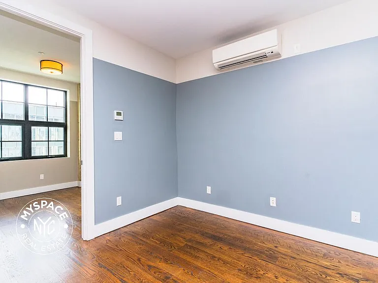 187 Kent Ave #906 — Photo 5