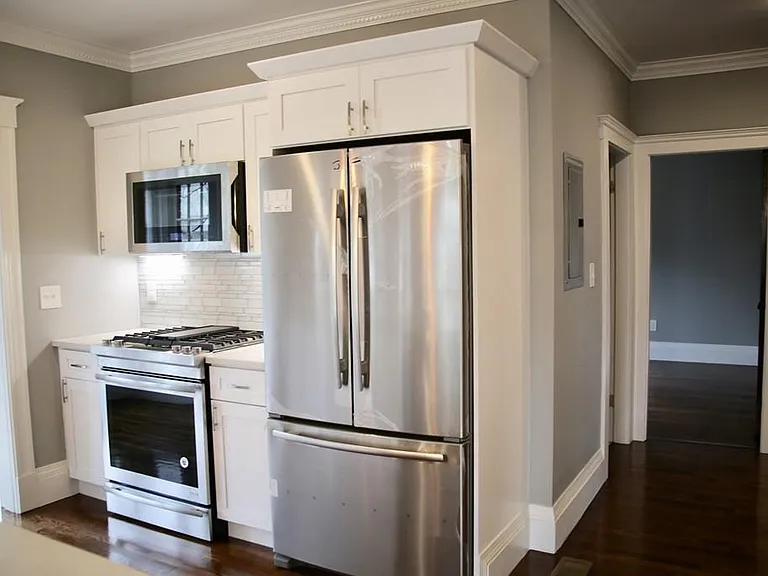 81 Butler St #2 — Photo 2