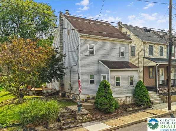 148 Monroe St, Freemansburg, PA 18017