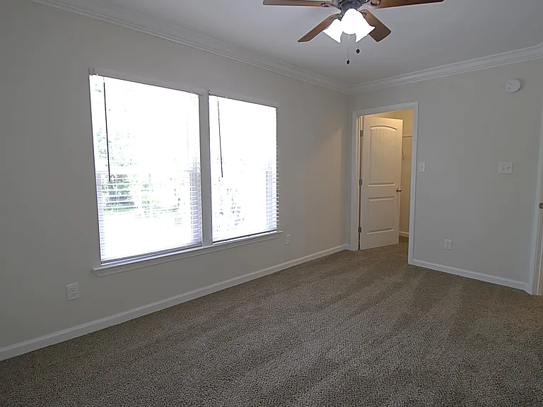 38 Griffin Rd — Photo 21