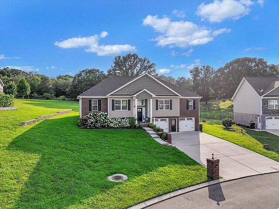 3rd image of 7078 Brady Dr
