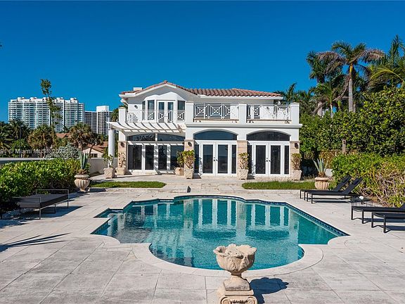 3rd image of 407 Ocean Blvd