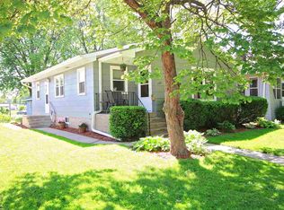723 Melrose Ct, Clinton, IA 52732