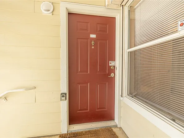 519 Parkway #203, College Station, TX 77840