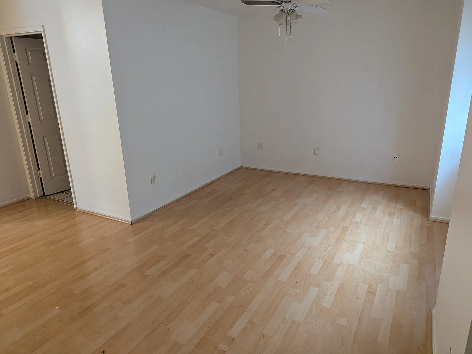 600 E Hosking Ave — Photo 4