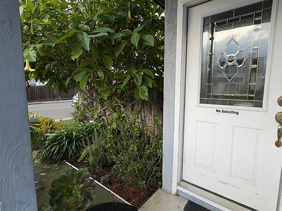 4th image of 2488 Beaufort Drive