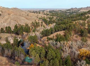 909 W Ash Creek Rd, Crawford, NE 69339