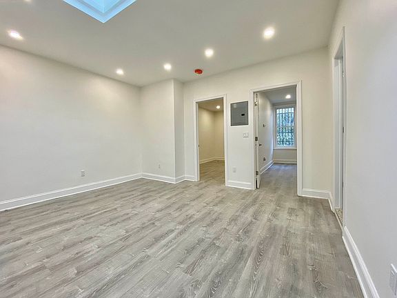 3rd image of 28-44 31st St #2R
