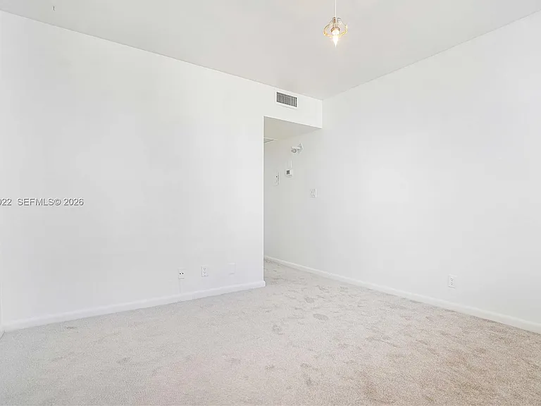 5700 Collins Ave #10C — Photo 20