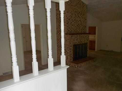 2nd image of 165 Bogey Ln