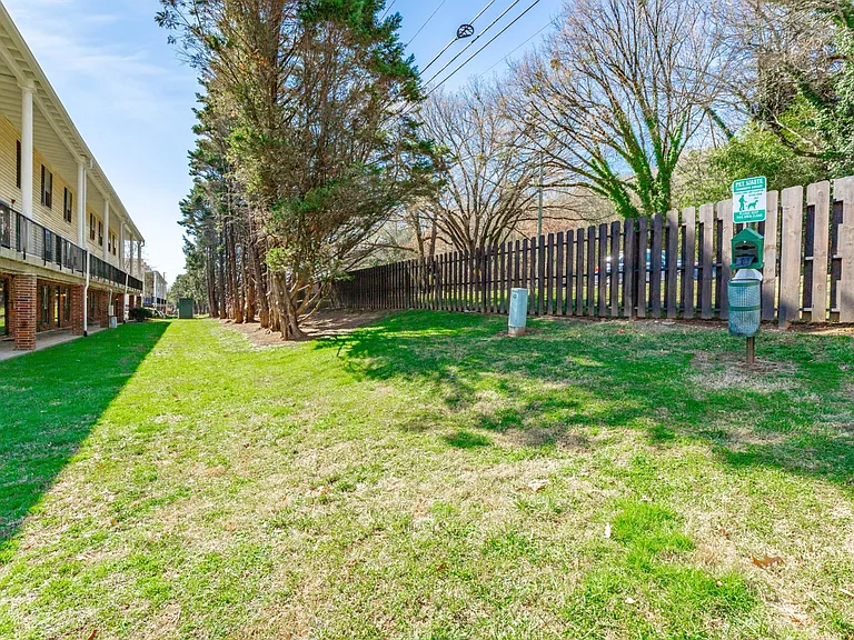 900 Mountain Creek Rd #J131 — Photo 39