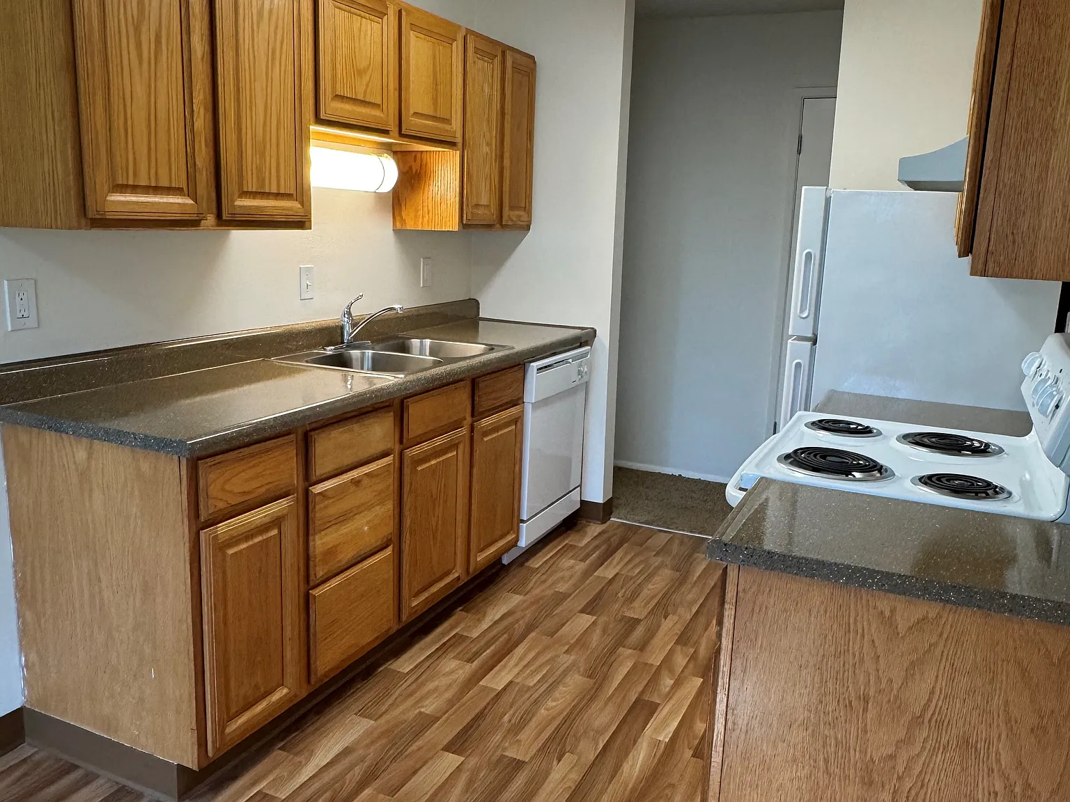 Crescent Ridge — Photo 2