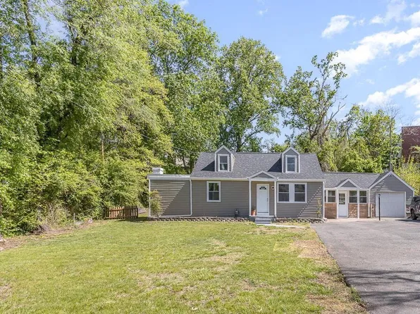 17495 Tripoli Blvd, Dumfries, VA 22026