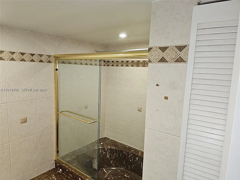 2049 S Ocean Dr #Penthouse 1 — Photo 25