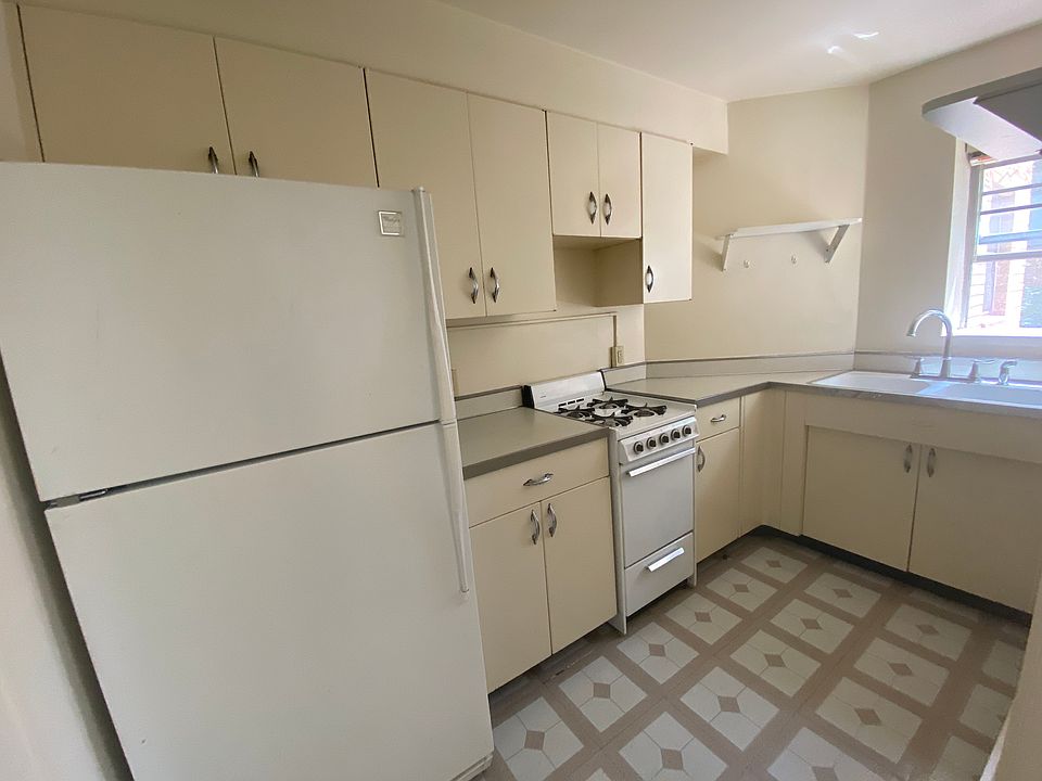 1st image of 235 Exeter Pl APT 205