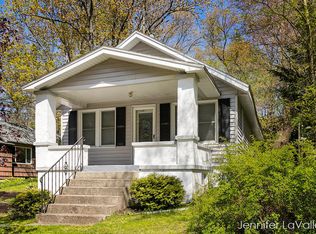 1054 Haines St NW, Grand Rapids, MI 49504