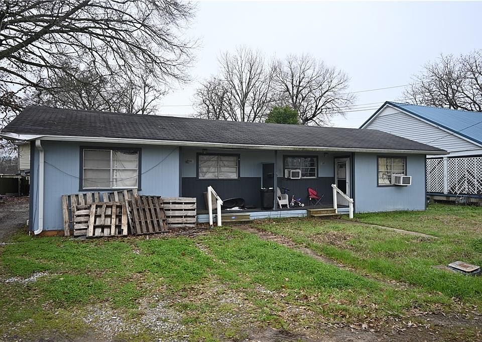 1st image of 316 & 318 W Waddil St