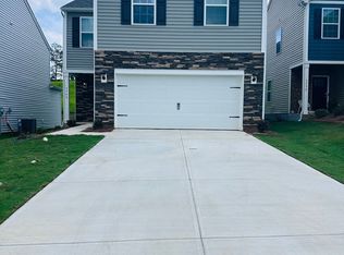 3740 13th St NE, Hickory, NC 28601