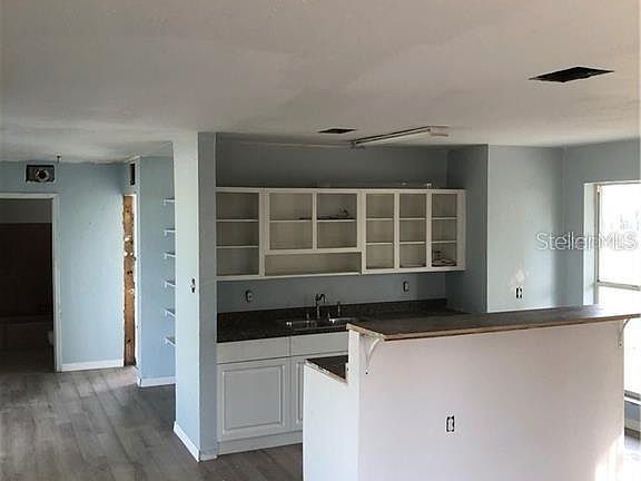 4th image of 22101 Midway Blvd