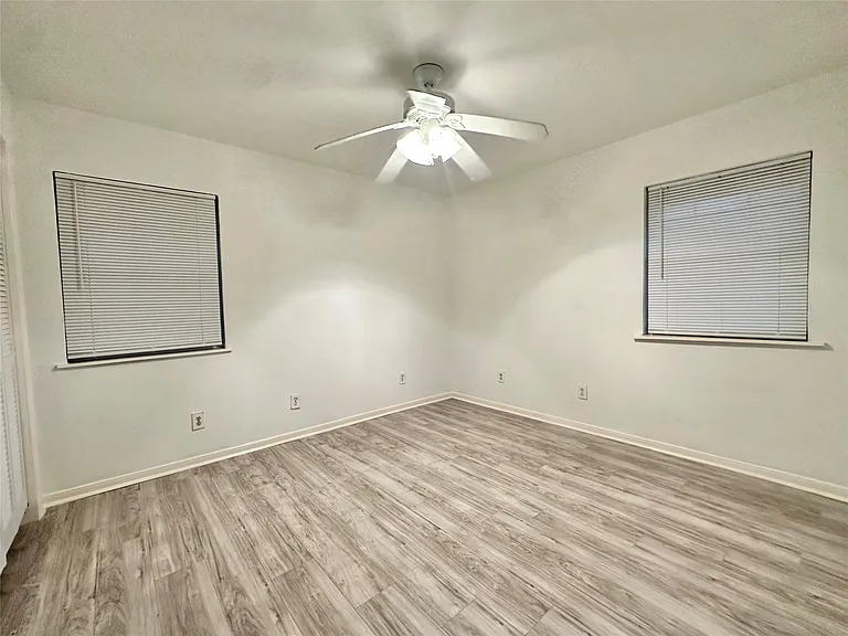 5346 Windswept Ln — Photo 17
