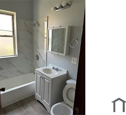 601 N Homan Ave #2 — Photo 5