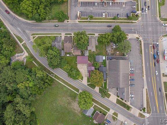 5th image of 124 Bent Oak Ave