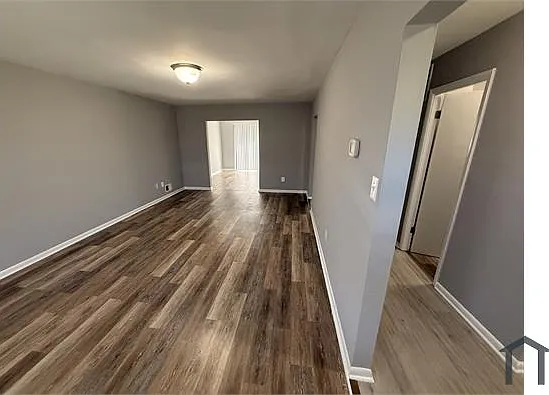 409 Berkshire Ct — Photo 19