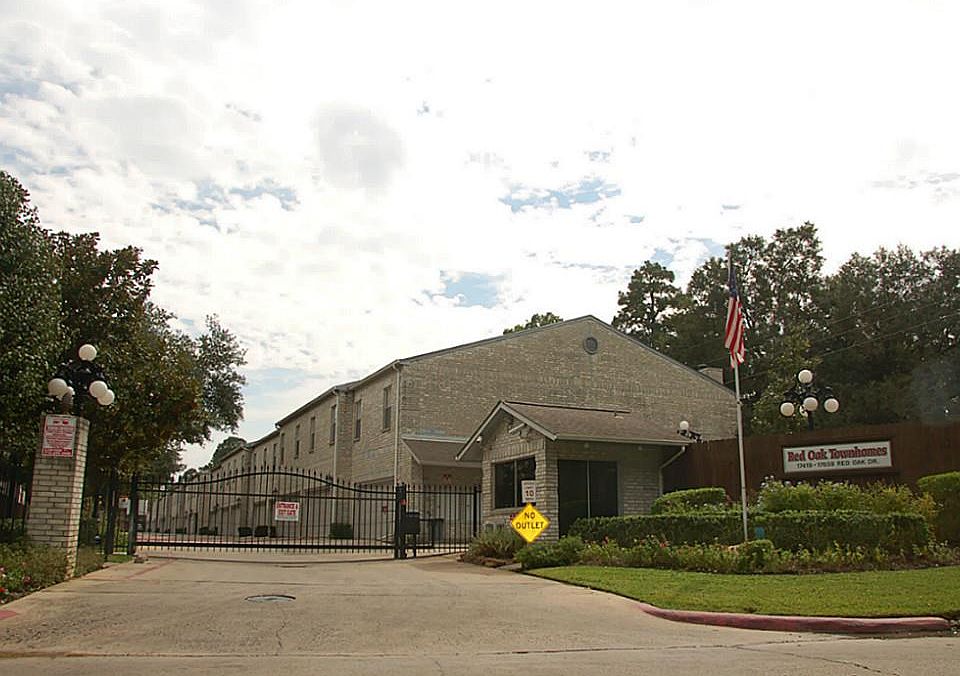 1st image of 17511 Red Oak Dr #7511