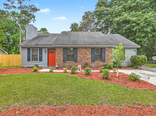 101 Glebe Rd, Summerville, SC 29485