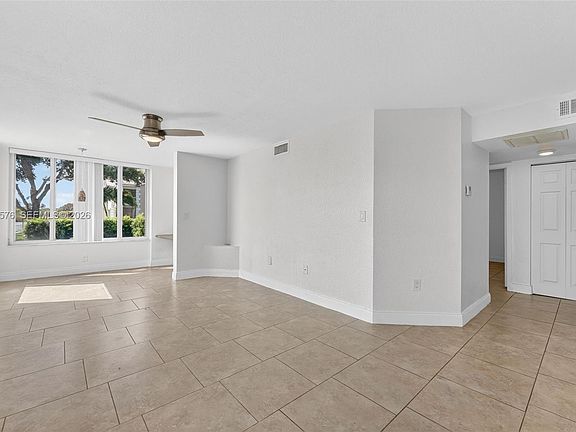 5th image of 2841 N Oakland Forest Dr APT 110