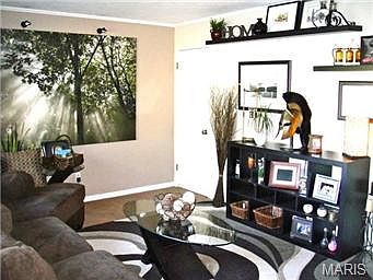 3rd image of 1030 Berchmans Ln