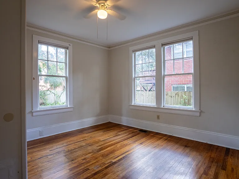 2733 Herschel St #1 — Photo 7