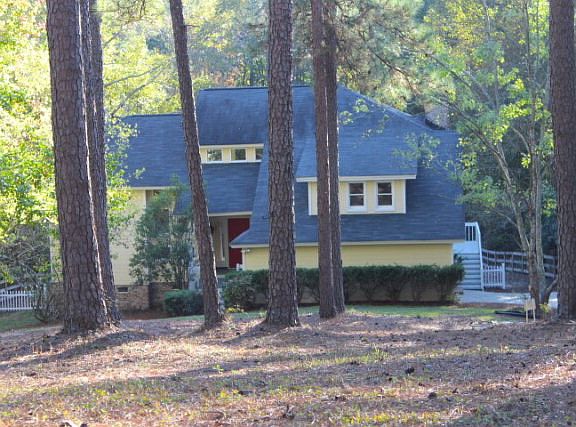 3rd image of 3992 Woodvalley Dr