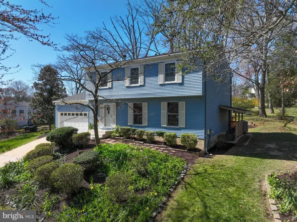 523 Mystic Ln, Arnold, MD 21012