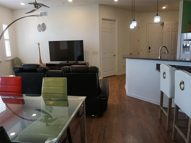 719 Terrace Ridge Cir #719 — Photo 7