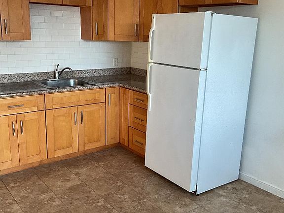 5th image of 1567 19th Ave APT 1