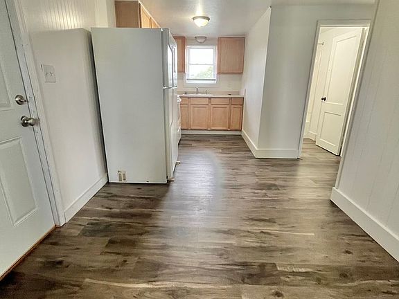 4th image of 313 N Minnesota Ave #4