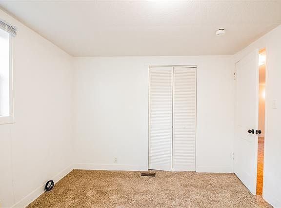 4th image of 1814 E Bowman St