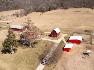 704 N 7th St, Brownsville, MN 55919