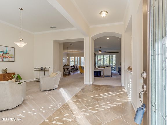 4th image of 276 MANOR Lane