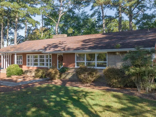 9 Oakland Ave, Ocean View, DE 19970