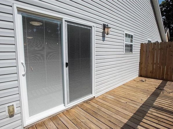 fayetteville-arkansas-444953365 picture